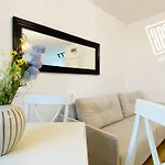아파트 Apartello Modern In Downpark *