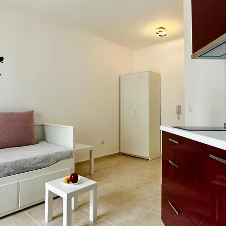 Apartello Modern In Downpark Apartment *