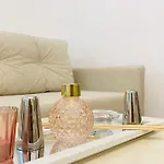 Apartello Modern In Downpark Апартамент