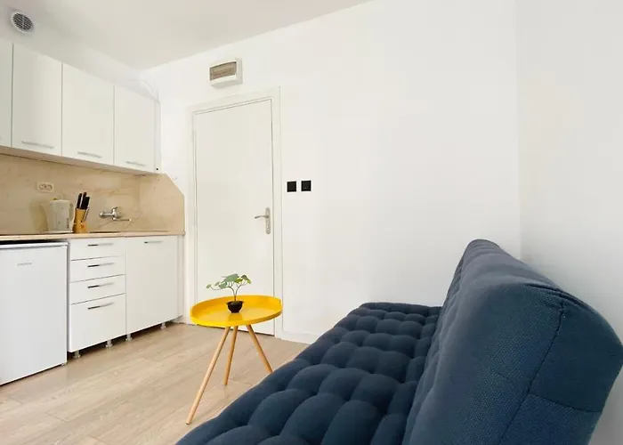 Апартамент Apartello Modern In Downpark Слънчев бряг